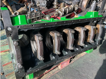 Cylinder block JOHN DEERE