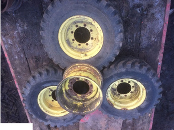 Wheel and tire package JOHN DEERE