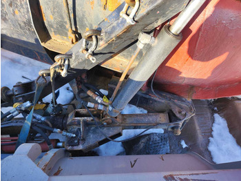 Snow removal vehicle Svedala ARBRÅ HYDRAULIC STRAIGHT SNOW PLOW / LUMESAHK: picture 4
