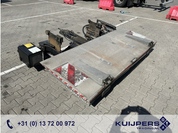 Tail lift DHOLLANDIA