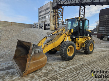 Wheel loader CATERPILLAR 924G