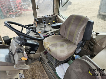 Farm tractor John Deere 6430: picture 5