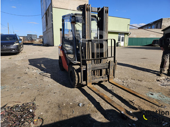 Diesel forklift Toyota E 811: picture 2