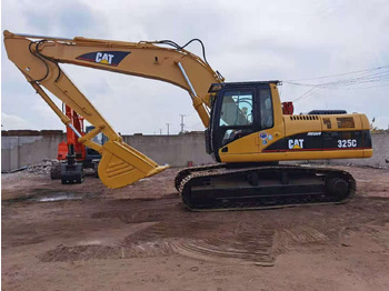 Crawler excavator CATERPILLAR 325C