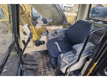 Crawler excavator CATERPILLAR 330C: picture 5