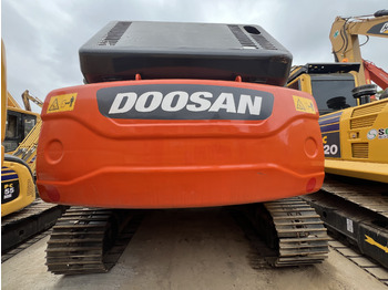 Crawler excavator DOOSAN DX300 LC-7: picture 2