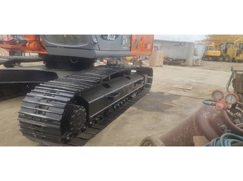 Crawler excavator HITACHI EX230-5: picture 4