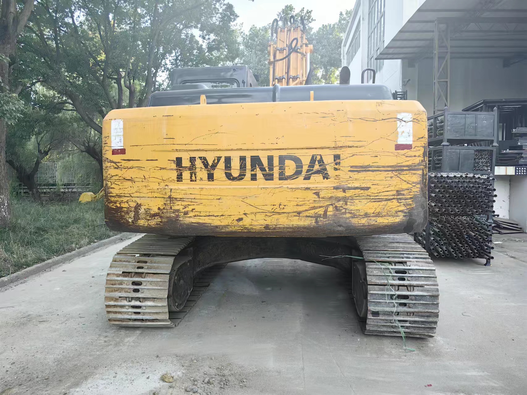 Excavator HYUNDAI R220LC-7: picture 3 Excavator HYUNDAI R220LC-7: picture 3