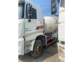 Truck SANY 6x4 mixer pump truck: picture 3