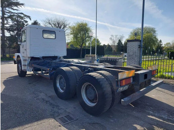 Cab chassis truck Scania T113 T113 6x4 STEEL: picture 4 Cab chassis truck Scania T113 T113 6x4 STEEL: picture 4
