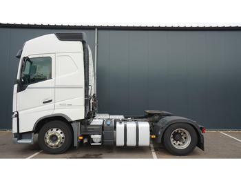 Tractor unit VOLVO FH 420