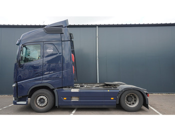 Tractor unit VOLVO FH 460