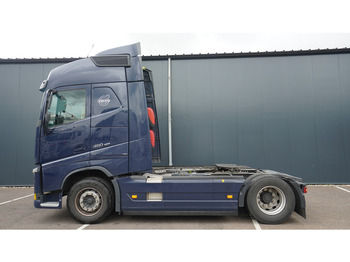 Tractor unit VOLVO FH 460