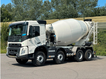 Concrete mixer truck VOLVO FMX 460