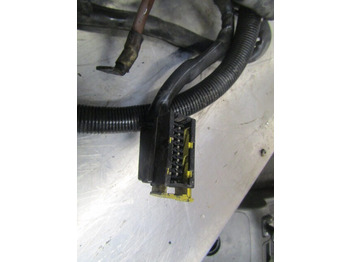 Electrical system for Truck MERCEDES AXOR 1829 MANUAL GEARBOX WIRING HARNESS P/NO 003929484: picture 2