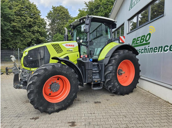 Farm tractor CLAAS Axion 810