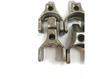 Fuel pump for Truck Mercedes-Benz Injector holder A4720780135: picture 3