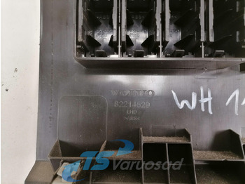 Universal part for Truck Volvo Salongi plastik 82214529: picture 3