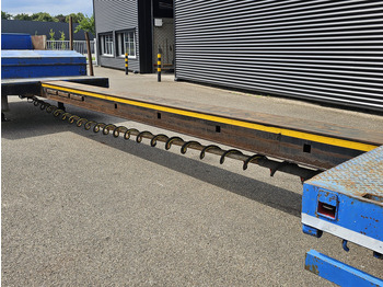Low loader semi-trailer Lintrailers 4 LSDU 18-36 / 4 AXLE / EXTENDABLE: picture 3