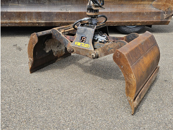 Tatra 6X6 / T158/II / 2 SIDE TIPPER - HMF Z CRANE on lease Tatra 6X6 / T158/II / 2 SIDE TIPPER - HMF Z CRANE: picture 5