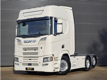 Tractor unit SCANIA R 580