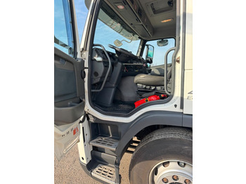 Refrigerator truck Volvo FM 410 6X2 Kühlkoffer mit Carrier Diesel & Strom: picture 4