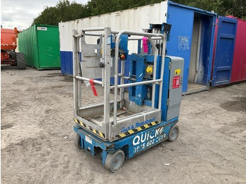 Vertical mast lift GENIE