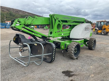 Articulated boom NIFTYLIFT