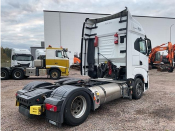 Tractor unit Iveco S-Way 460 LNG: picture 3