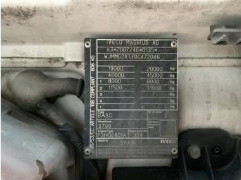 Tractor unit Iveco S-Way 460 LNG: picture 5