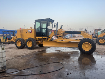 Grader Caterpillar 140H: picture 4
