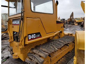 Bulldozer CATERPILLAR D4C