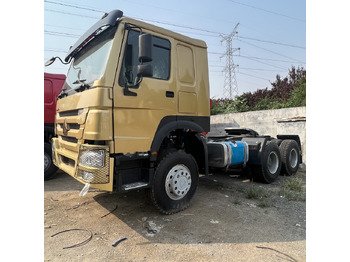 Tractor unit SINOTRUK HOWO
