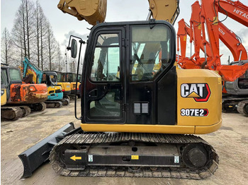 Crawler excavator CATERPILLAR 307E2