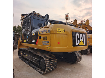 Crawler excavator CATERPILLAR 320D2
