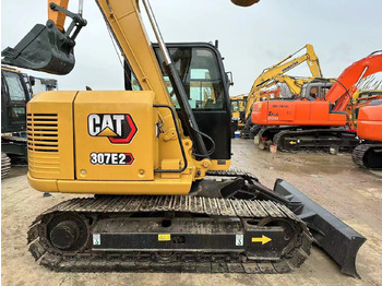 Mini excavator CATERPILLAR 307E2