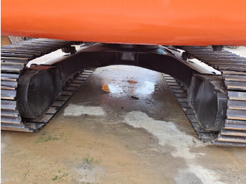 Crawler excavator HITACHI ZX120: picture 5