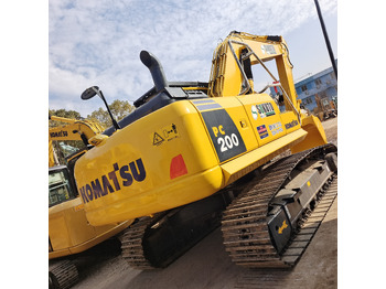 Crawler excavator KOMATSU PC200-8