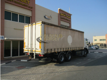 Curtainsider truck Renault KERAX 380 Curtainsider Truck: picture 3