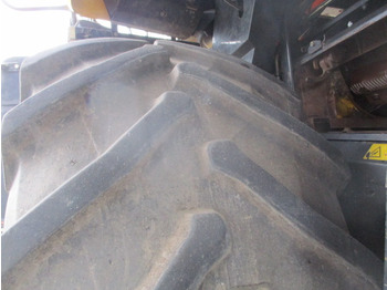 Combine harvester New Holland CR 9060 Elevation: picture 5