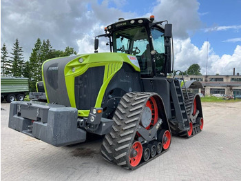 Farm tractor CLAAS Xerion 5000