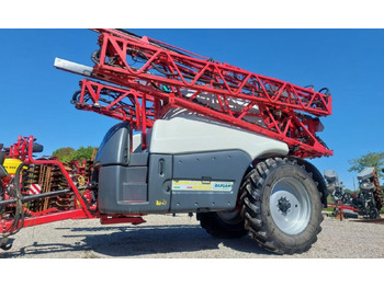 Trailed sprayer