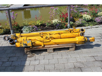 Hydraulic cylinder JCB