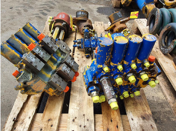 Hydraulic valve JCB