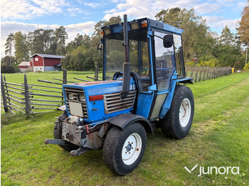 Farm tractor ISEKI