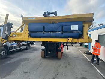 Sand/ Salt spreader
