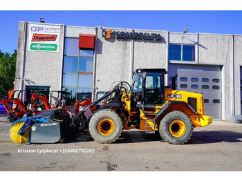 Wheel loader JCB 437