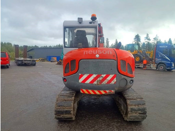 Mini excavator Neuson 8003RD PYÖRITTÄJÄ, 3-KAUHAA: picture 2