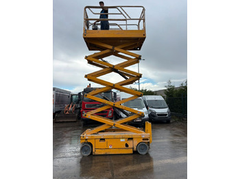 Truck mounted aerial platform Haulotte Compact 12. 1060h.: picture 3