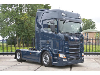 Tractor unit SCANIA S 450